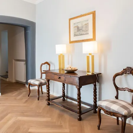 Palazzo Goggi Marcovaldi Design Prato (Prato)